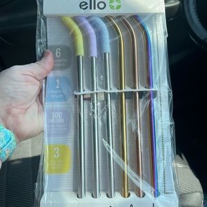 COPY - Ello 6 reusable straws. With 3  silicone tips and cleaning brush